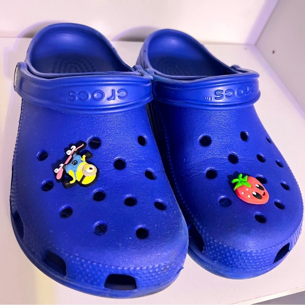 Crocs